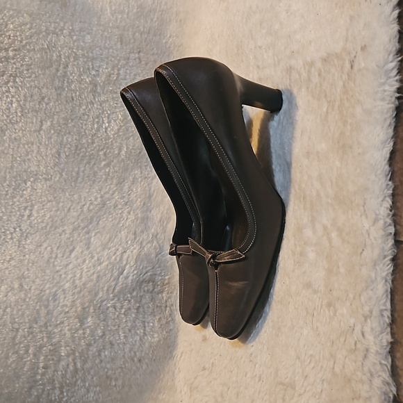 What's what, by AEROSOLES Woman Cheyenne Leather Pumps heel  Shoes Size 7M - Picture 5 of 9